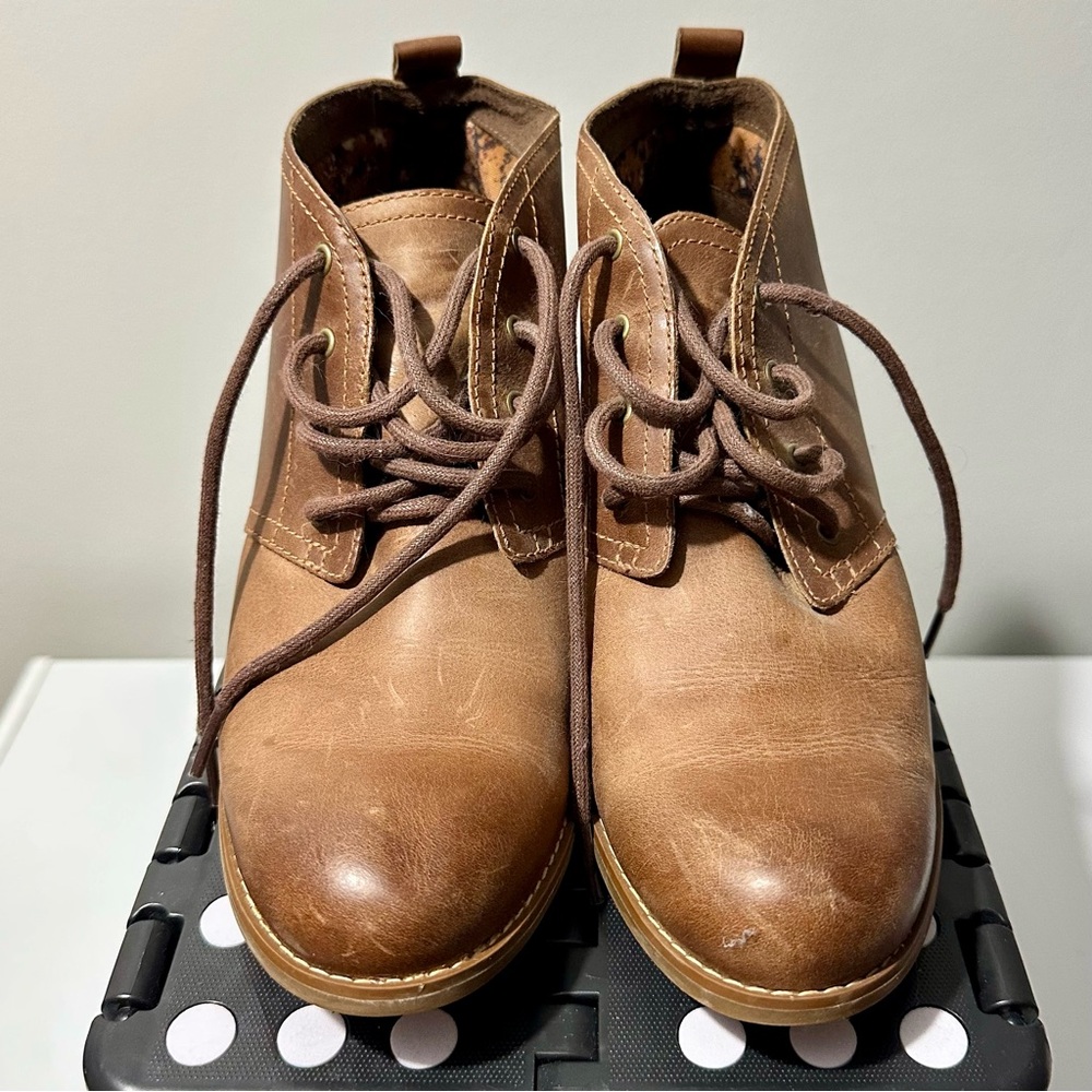 Timberland Tan Leather Chukka Boots